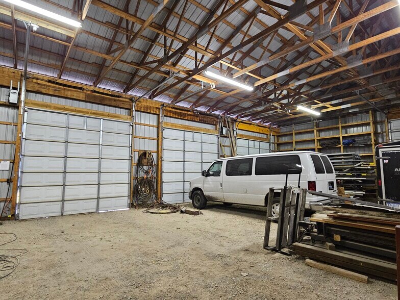 More Photos Of 3500 Contractors Dr, Midland Manufacturing For Sale