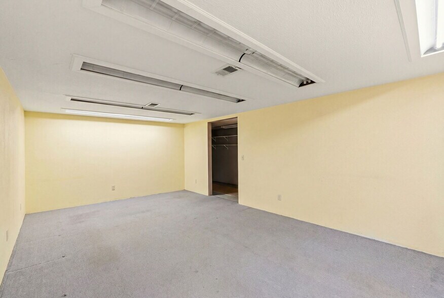 More Photos Of 80 Race St, San Jose Storefront Retail Residential For Sale