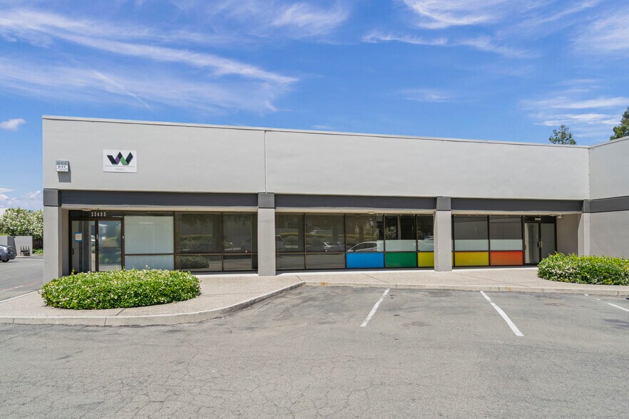 Primary Photo Of 33401-33433 Western Ave, Union City Warehouse For Lease