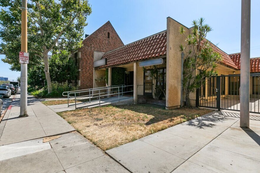 More Photos Of 1217 S Central Ave, Glendale Medical For Lease