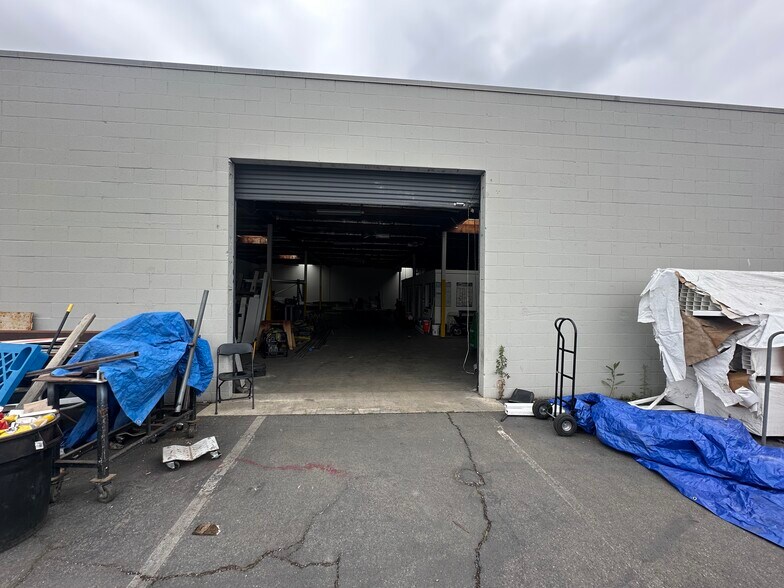More Photos Of 14258 Valley Blvd, City Of Industry Manufacturing For Lease