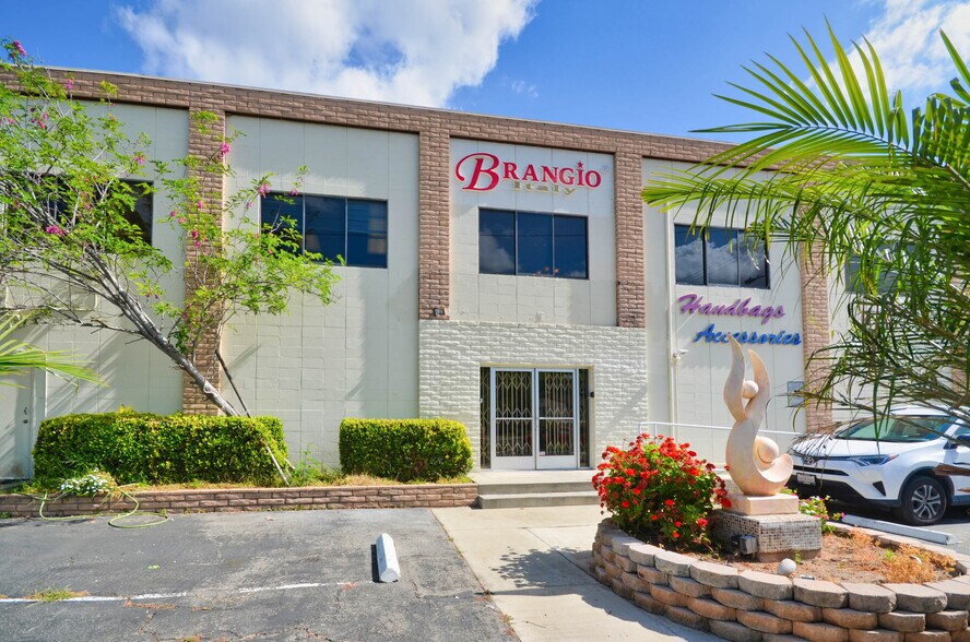 Primary Photo Of 9323 Rush St, South El Monte Manufacturing For Sale