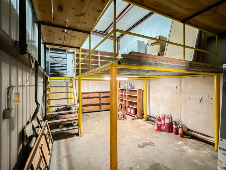 More Photos Of 2156 Denley Rd, Houma Warehouse For Sale