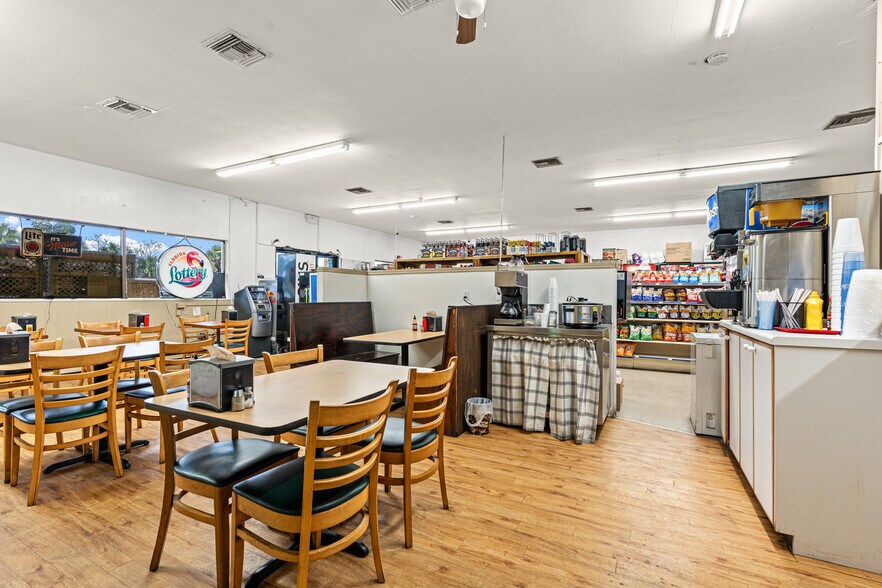 More Photos Of 1110 Buckhead Ridge, Okeechobee General Retail For Sale