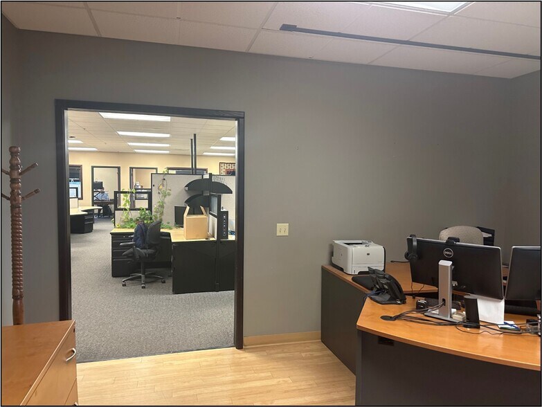 More Photos Of 2675 Palmer St, Missoula Office For Lease