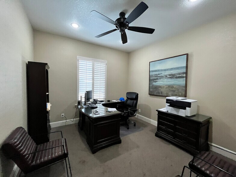 More Photos Of 4313 N County Rd W, Odessa Office For Sale