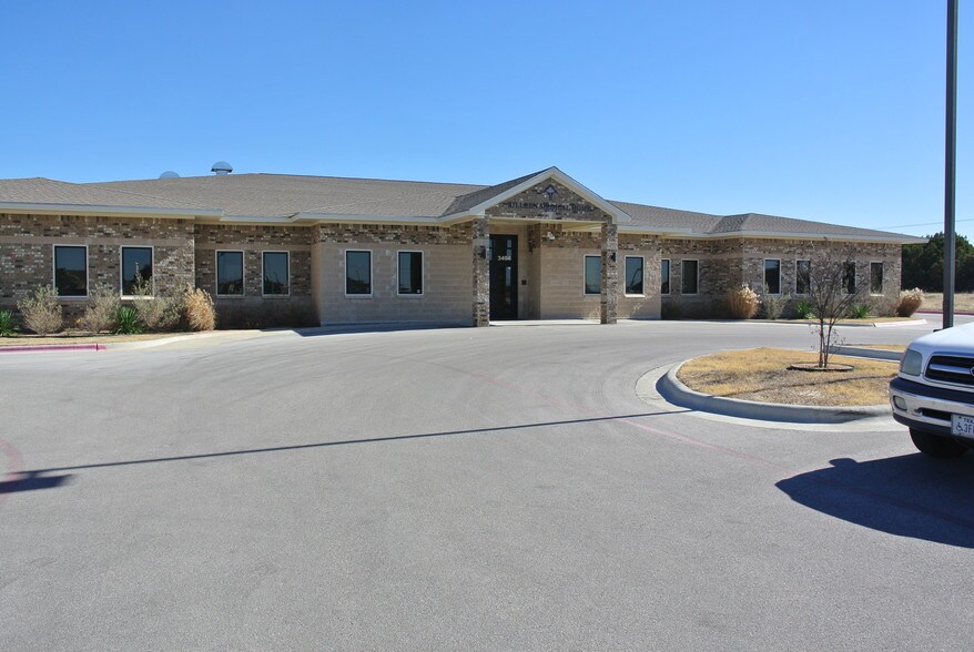 More Photos Of 3400 Kaydence Ct, Killeen Office For Lease