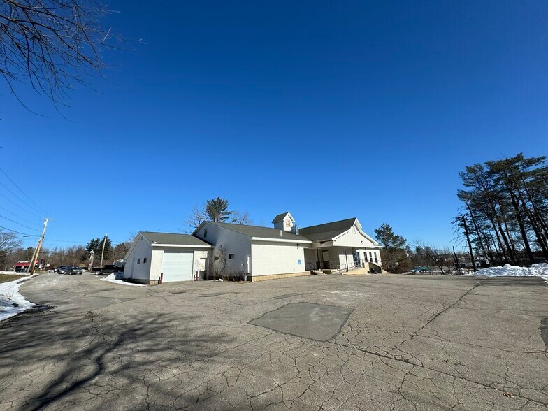 More Photos Of 10 Pethaven Ln, Augusta Veterinarian Kennel For Sale