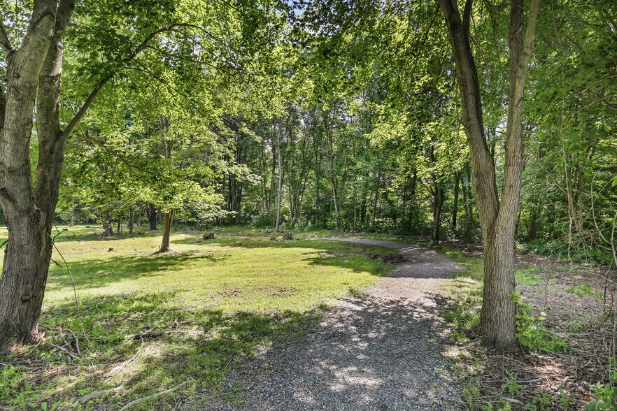 More Photos Of 1129 Route 169, Woodstock Schools For Sale