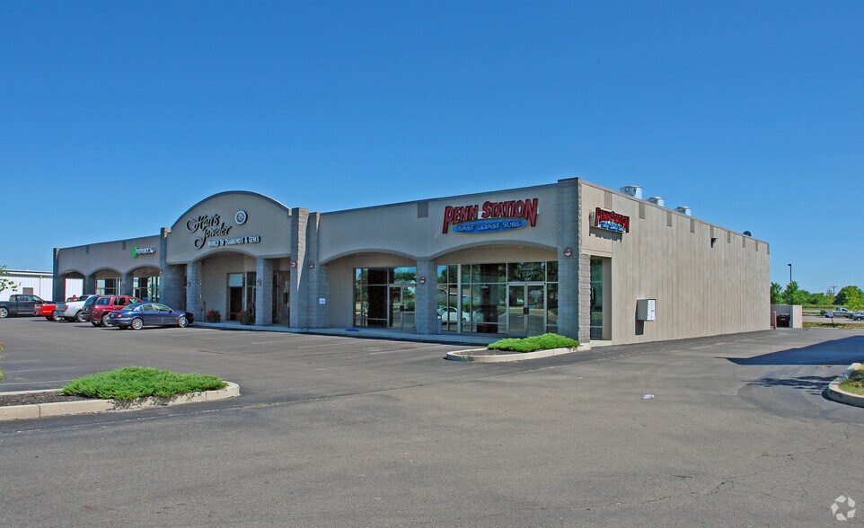 Primary Photo Of 2331-2355 W Main St, Troy Storefront For Lease