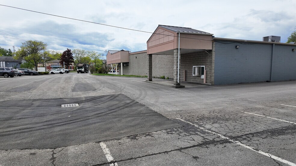 More Photos Of 1225-1235 Western Ave, Albany Freestanding For Lease