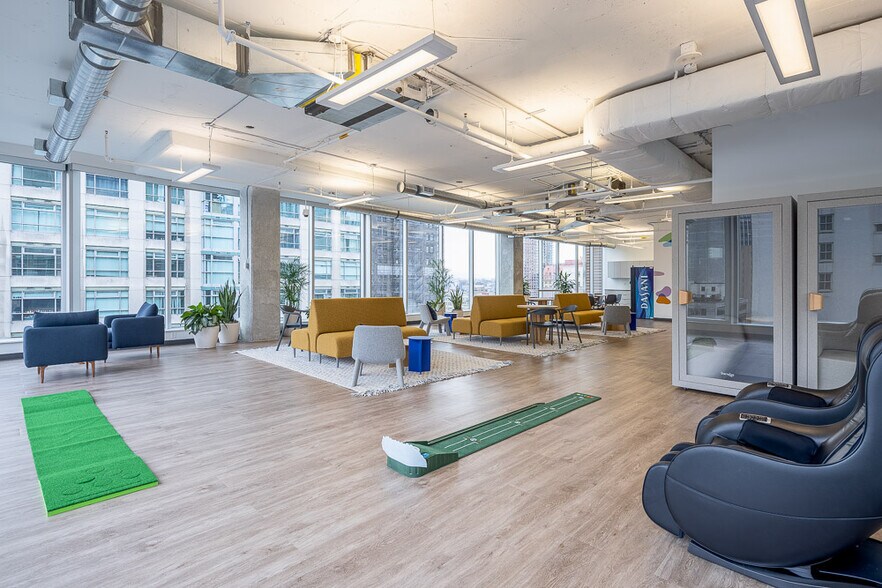 More Photos Of 510 Seymour St, Vancouver Office For Lease