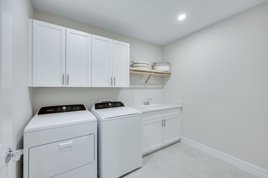 More Photos Of 273 Indies Dr E, Naples Apartments For Sale