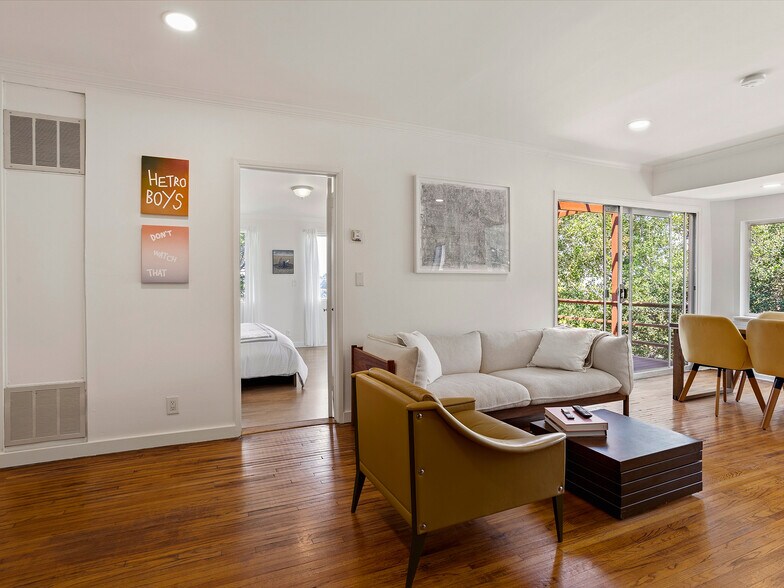 More Photos Of 1825 Altivo Way, Los Angeles Multifamily For Sale