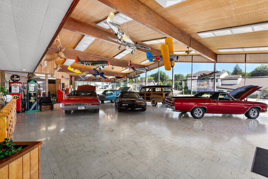 More Photos Of 1212 S Main St, Kalispell Auto Dealership For Sale