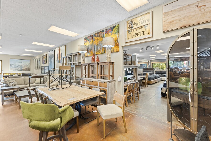 More Photos Of 1855 Shield Dr, Steamboat Springs Showroom For Sale