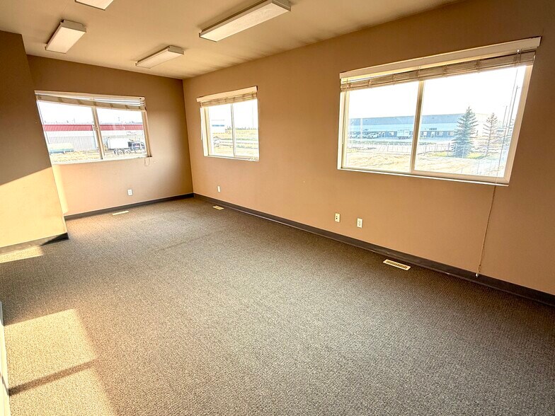 More Photos Of 39207 Range Road 271, Red Deer County Truck Terminal For Sale