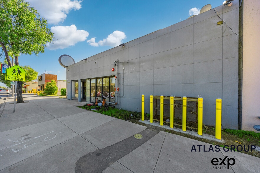 More Photos Of 8752 Valley Blvd, Rosemead Restaurant For Sale