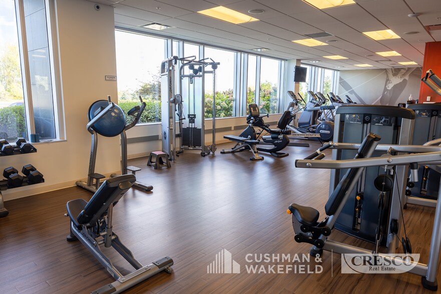 More Photos Of 25435 Harvard Rd, Beachwood Office For Lease