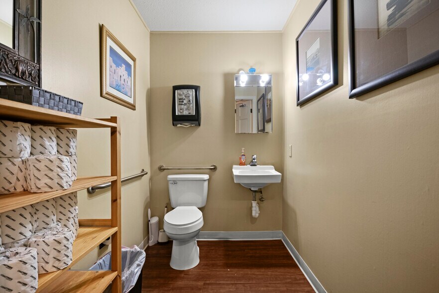 More Photos Of 1700 Dr. Martin Luther King, Jr. St N, Saint Petersburg Medical For Sale