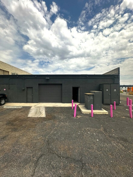 More Photos Of 4131 W Oquendo Rd, Las Vegas Warehouse For Sale