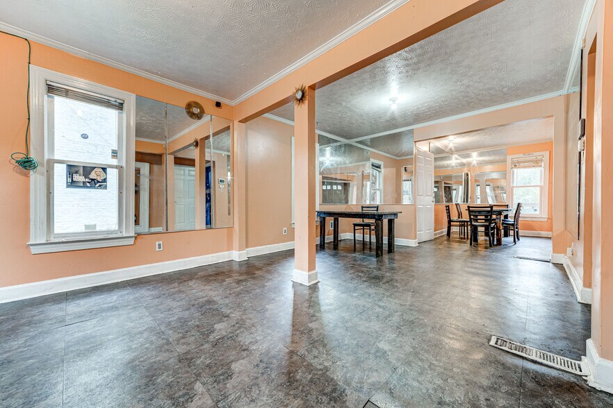 More Photos Of 2893 Mountain Industrial Blvd, Tucker Office For Sale