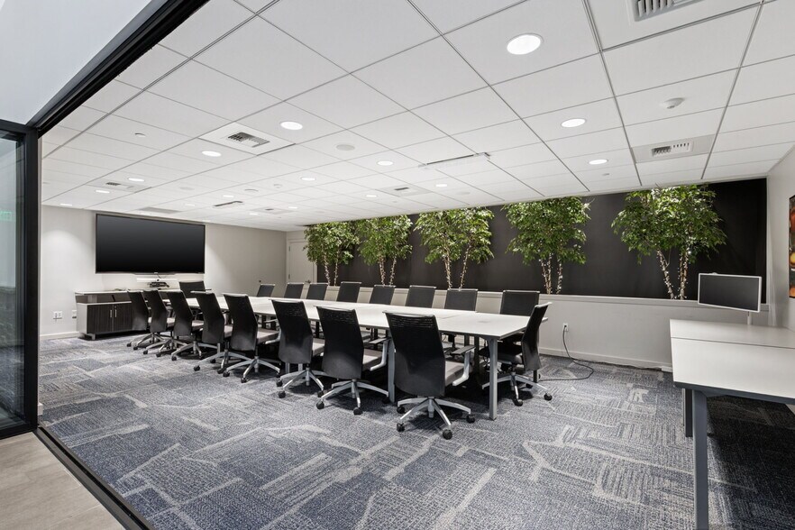 More Photos Of 509 Olive Way, Seattle Office For Lease