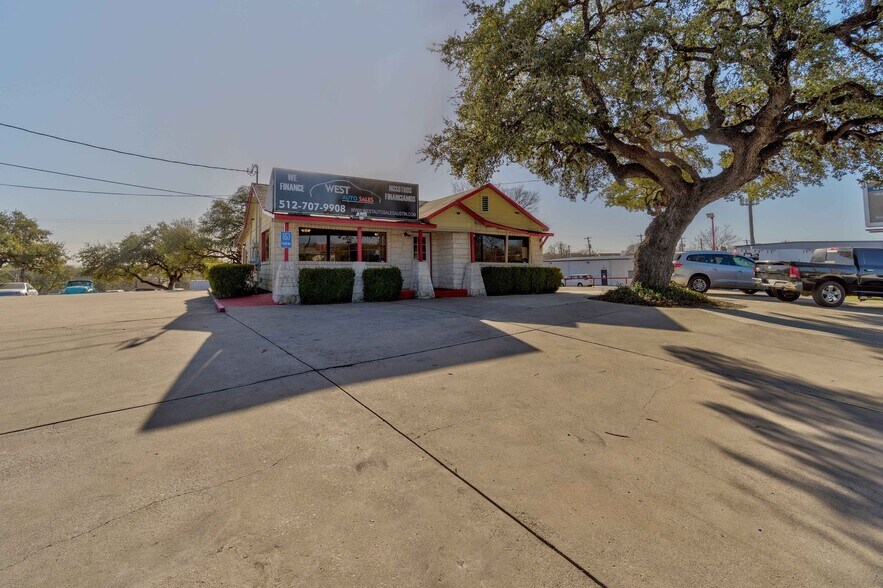 More Photos Of 5401 S Congress Ave, Austin Auto Dealership For Sale