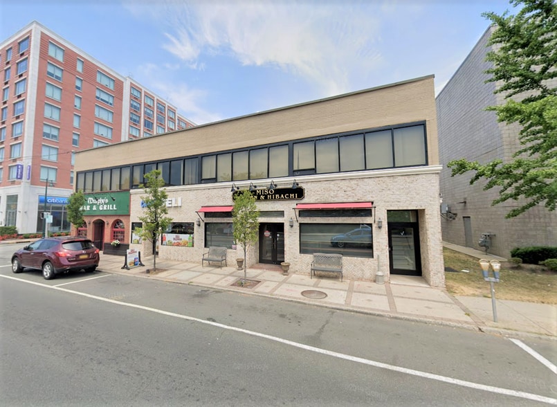 More Photos Of 228-234 Old Country Rd, Mineola Storefront Retail Office For Sale