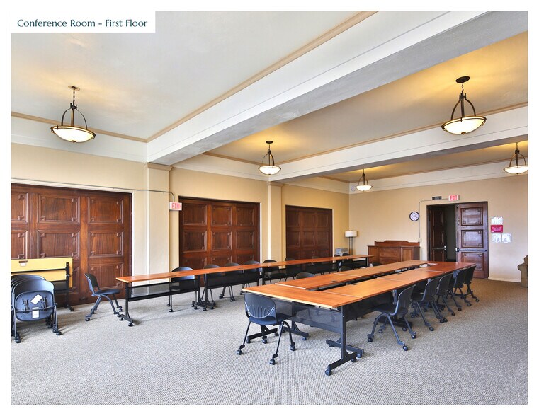 More Photos Of 464 E Walnut St, Pasadena Specialty For Lease