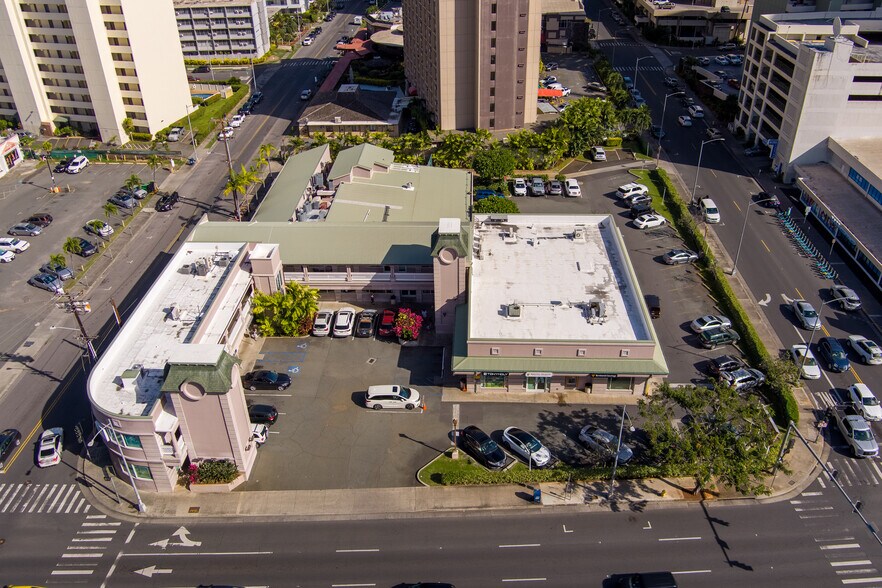More Photos Of 735-745 Keeaumoku St, Honolulu Freestanding For Lease