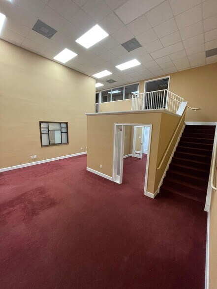 More Photos Of 5951 NW 173rd Dr, Miami Medical For Sale