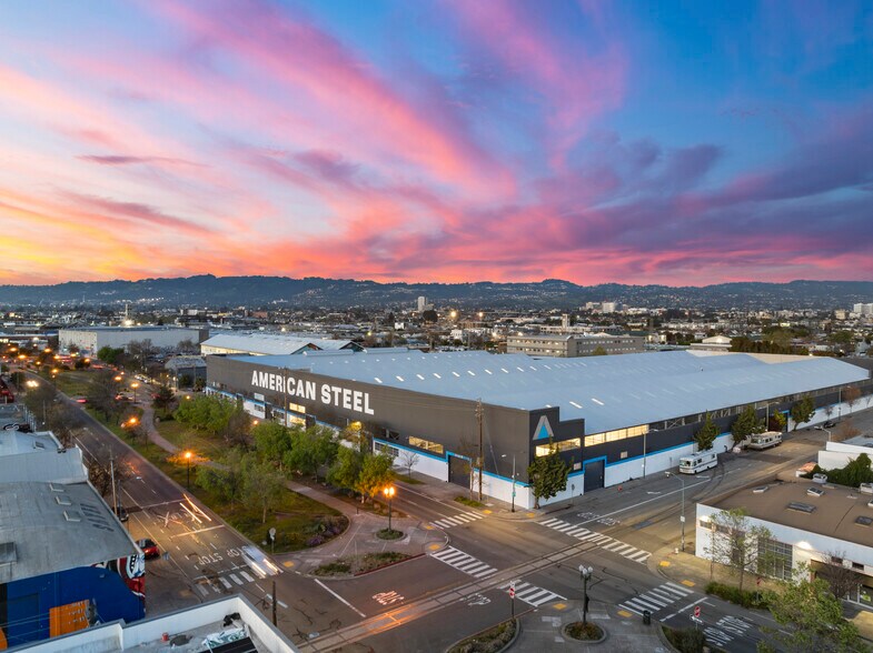 Primary Photo Of 2000-2040 Mandela Pky, Oakland Manufacturing For Lease