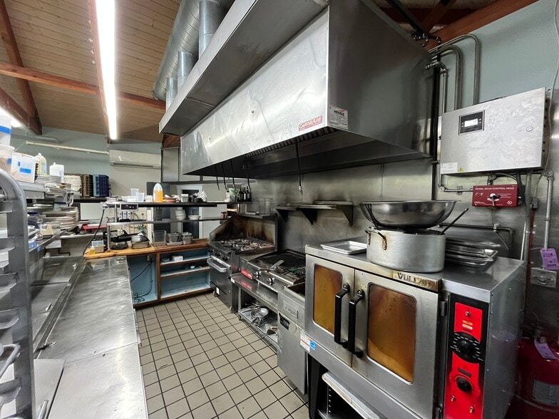 More Photos Of 1420 Long Plains Rd, Buxton Restaurant For Sale