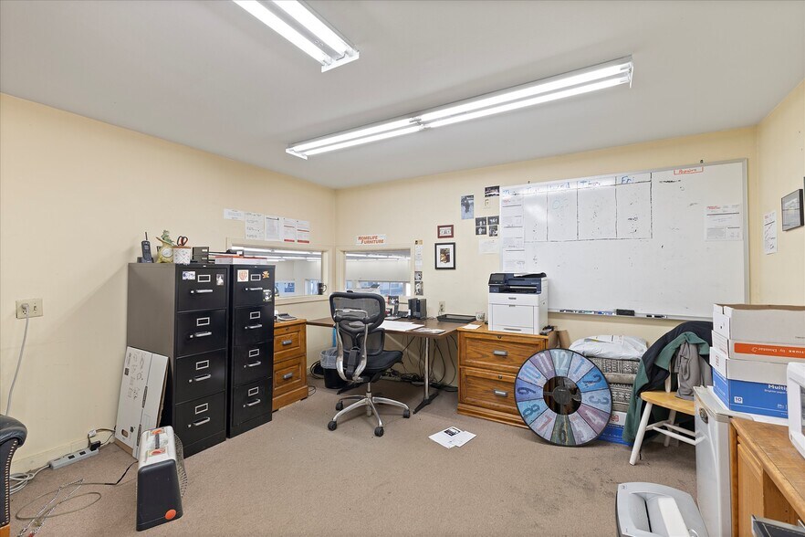 More Photos Of 301 Main Ave, Tillamook General Retail For Sale
