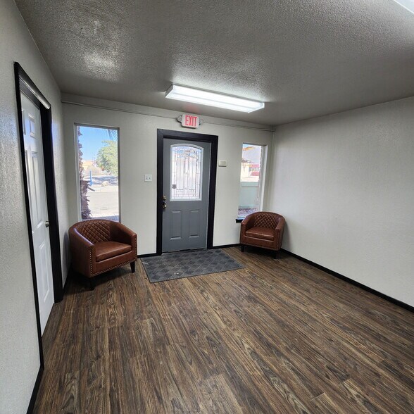 More Photos Of 1408 8th St, Alamogordo Office For Lease