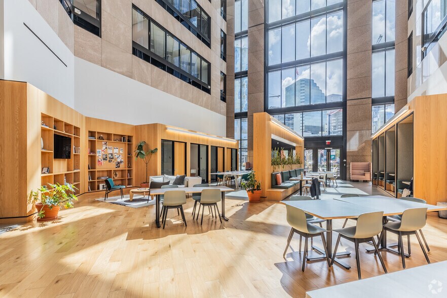 More Photos Of 1420 Kettner Blvd, San Diego Coworking Space