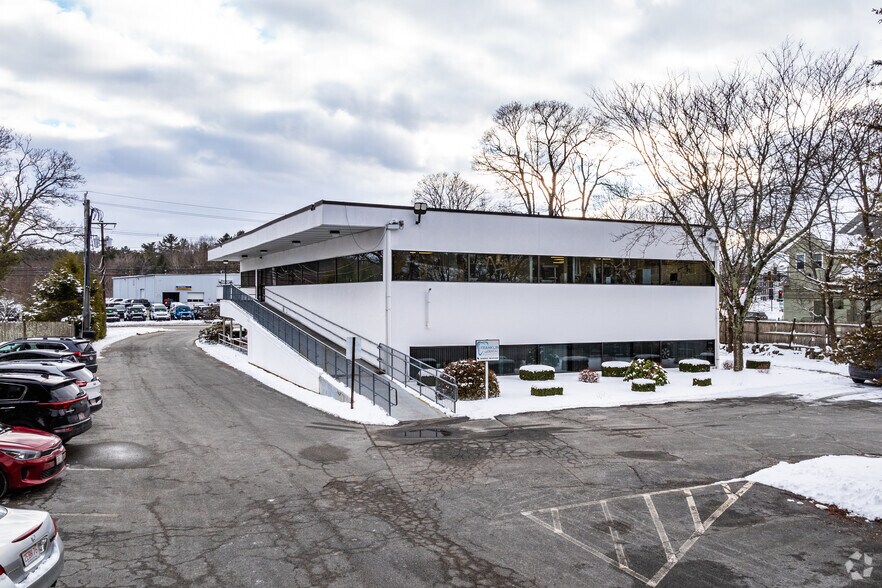 More Photos Of 397 E Central St, Franklin Medical For Lease