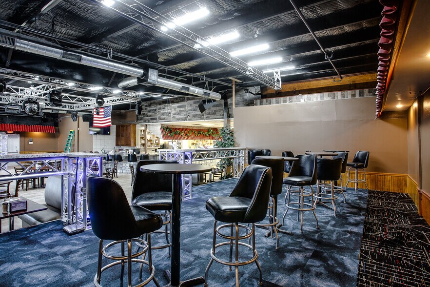 More Photos Of 701 E 50th St, Lubbock Restaurant For Sale