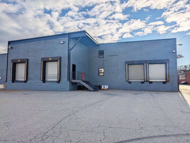 Primary Photo Of 734 Grand Ave, Ridgefield Warehouse For Lease
