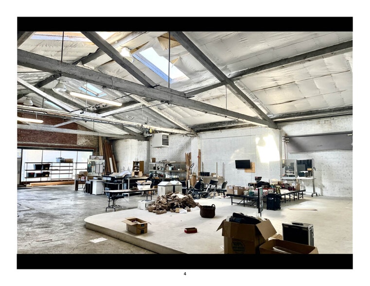 More Photos Of 1018 SE 8th Ave, Portland Industrial For Sale