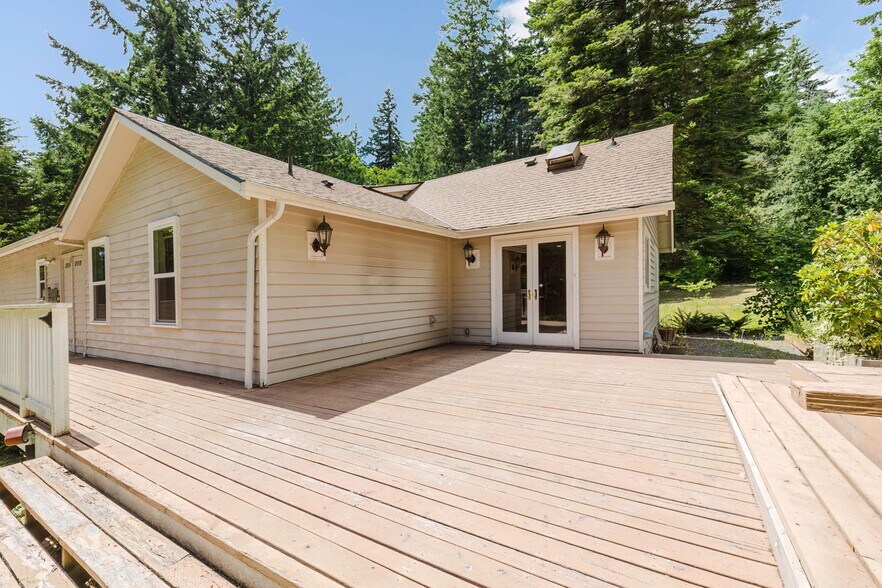 More Photos Of 8078 Old Military Rd NE, Bremerton Land For Sale