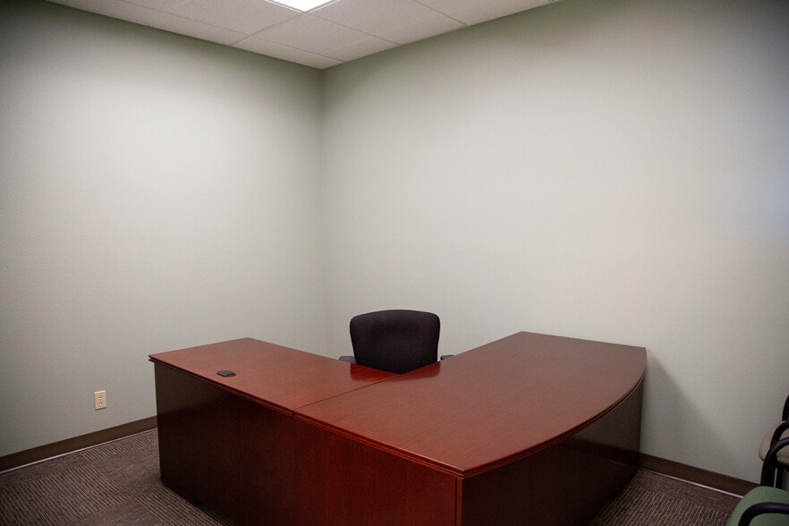 More Photos Of 7471 Pan American Fwy NE, Albuquerque Office For Lease