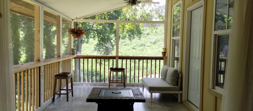 More Photos Of 125 Stripling St, Ball Ground Multifamily For Sale