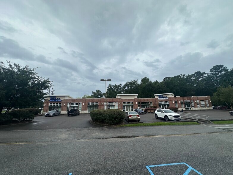 More Photos Of 7011 Rivers Ave, Charleston Office For Sale