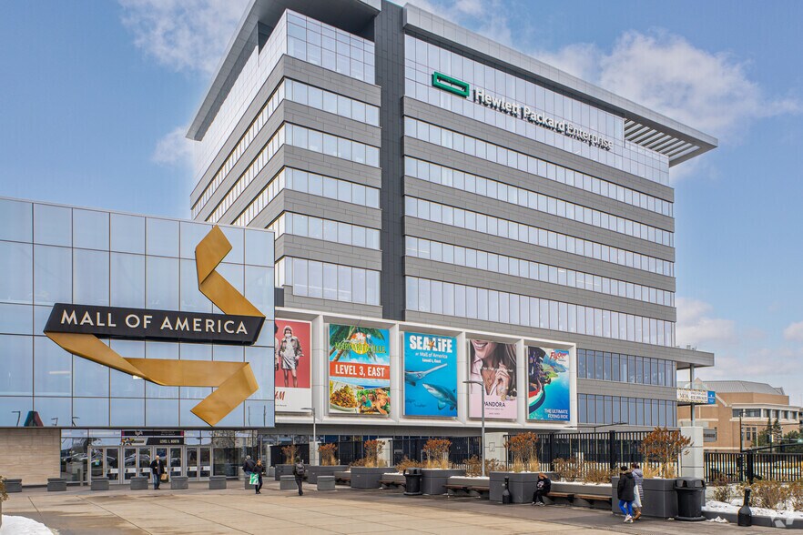 More Photos Of 2131 Lindau Ln, Bloomington Office For Lease