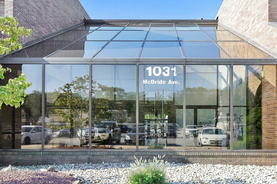 More Photos Of 1003-1031 McBride Ave, Woodland Park Medical For Lease