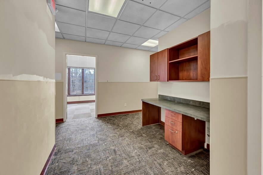 More Photos Of 48 Route 6, Yorktown Heights Medical For Sale