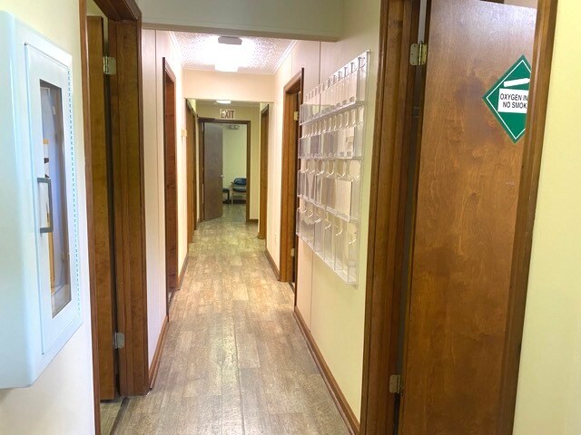 More Photos Of 503 S Railroad Ave, Twin City Medical For Lease