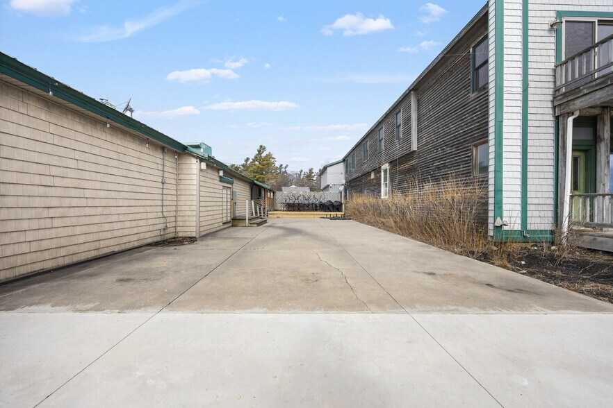 More Photos Of , Beaver Island General Retail For Sale
